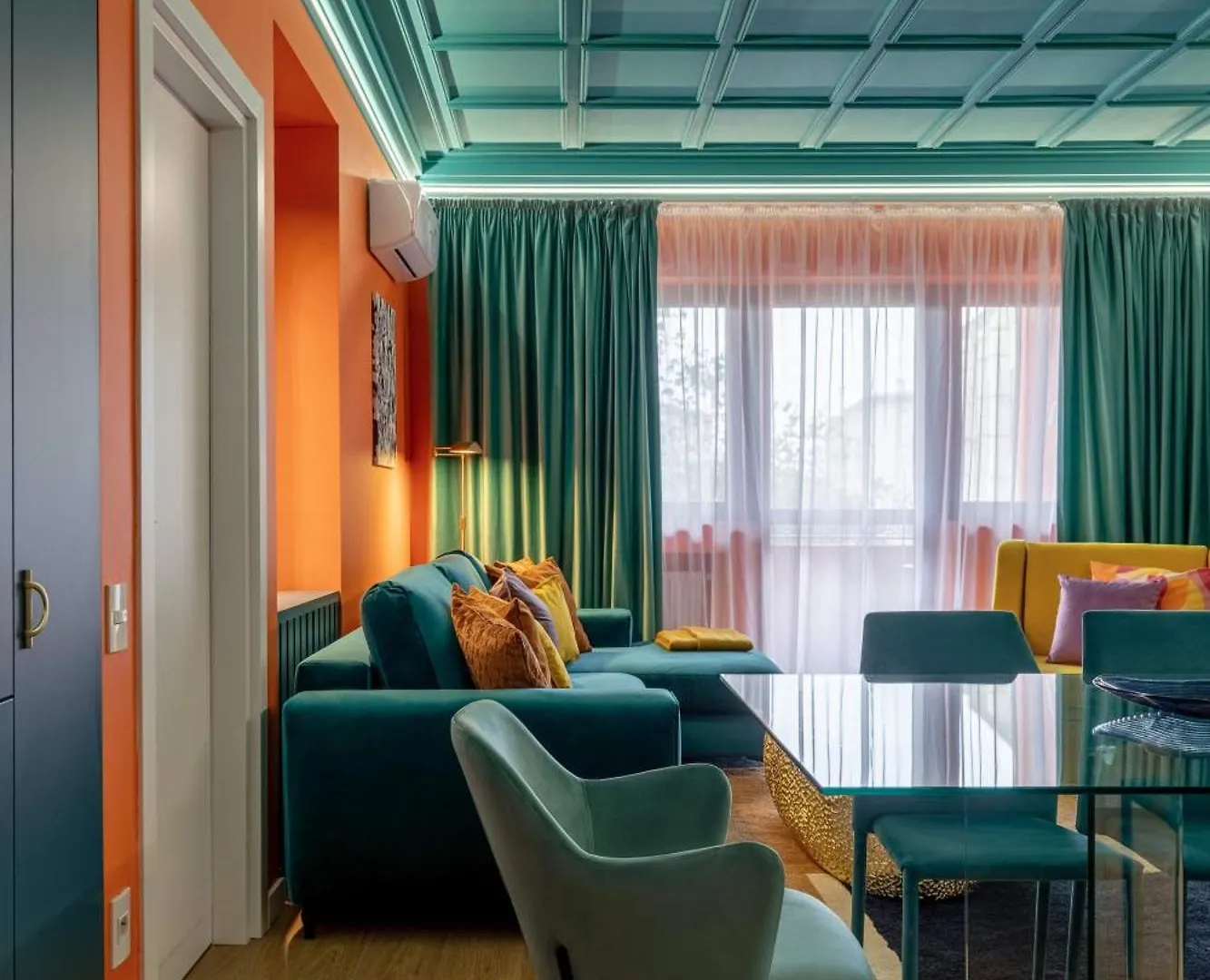 Holt - Wes Anderson In Bucharest Apartment
