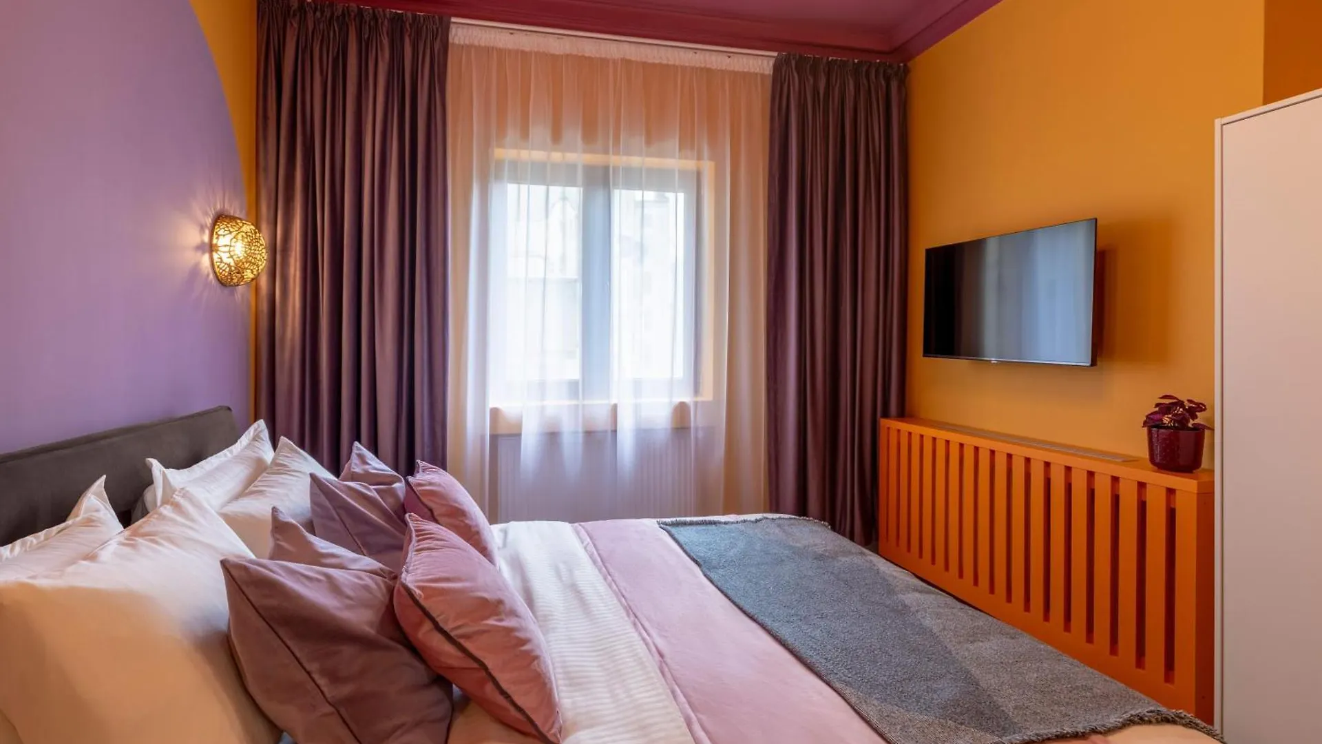 Holt - Wes Anderson In Bucharest Apartment 0*,