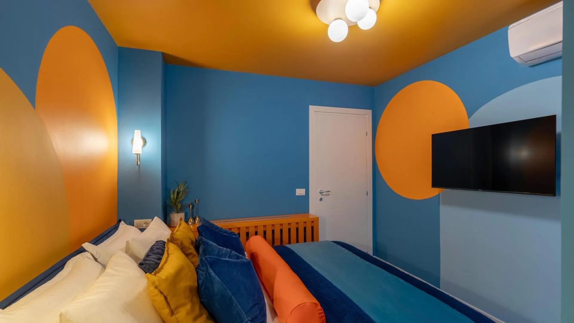 Holt - Wes Anderson In Bucharest Apartment